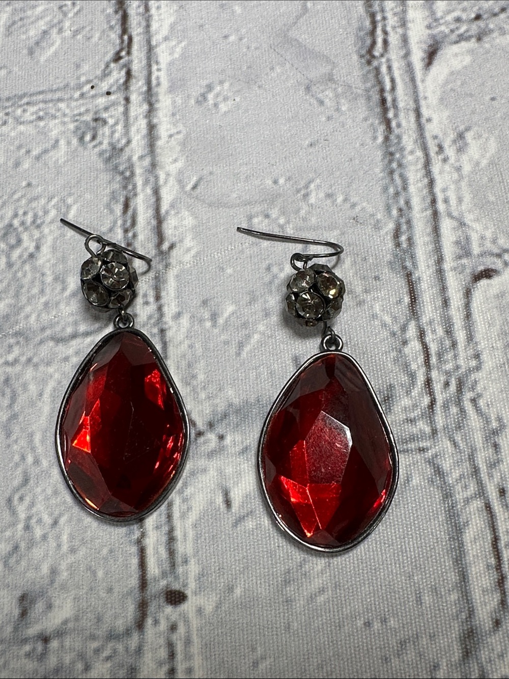 Red Teardrop Crystal Drop Earrings - Elegant Women Costume Jewelry